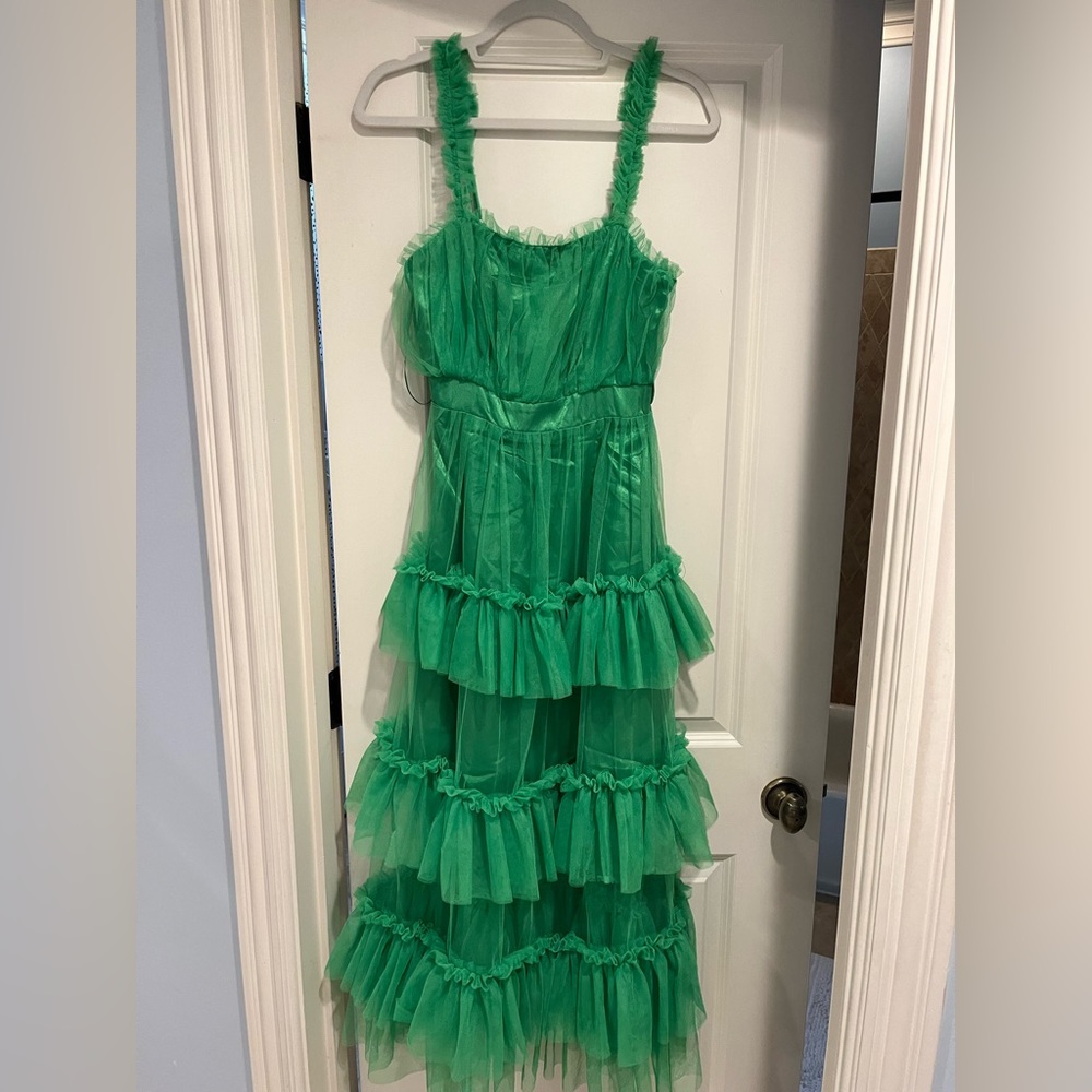 Strut and bolt dress
